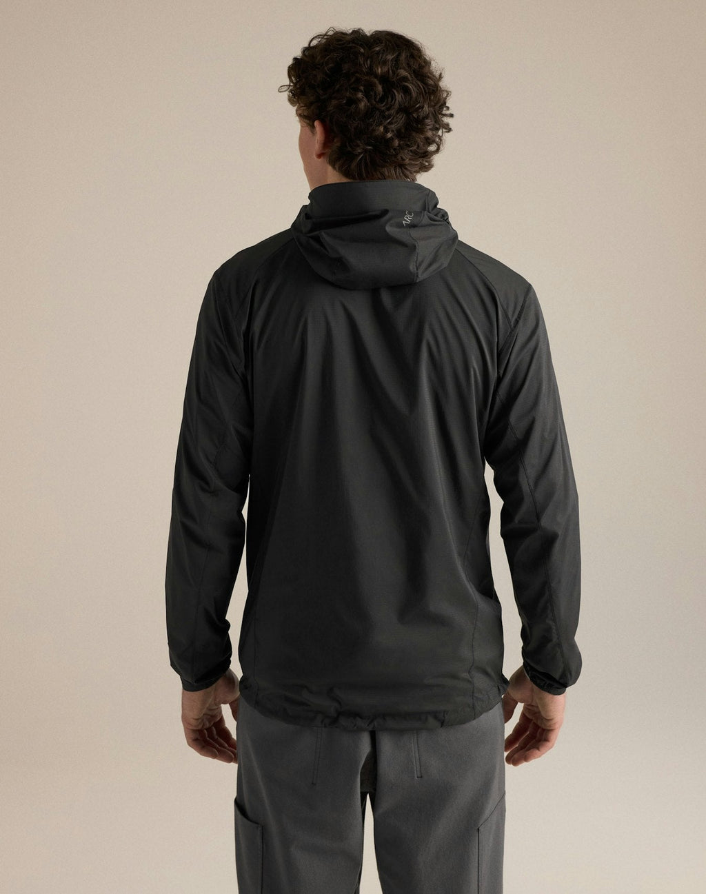 Arc'teryx Men's Squamish Hoody Windshell Jacket Black