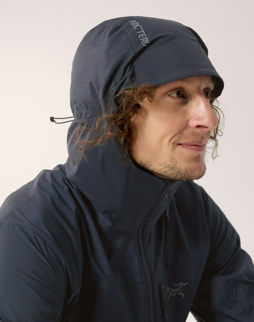 Arc'teryx Squamish Men's Windshell Hoody - Black Sapphire