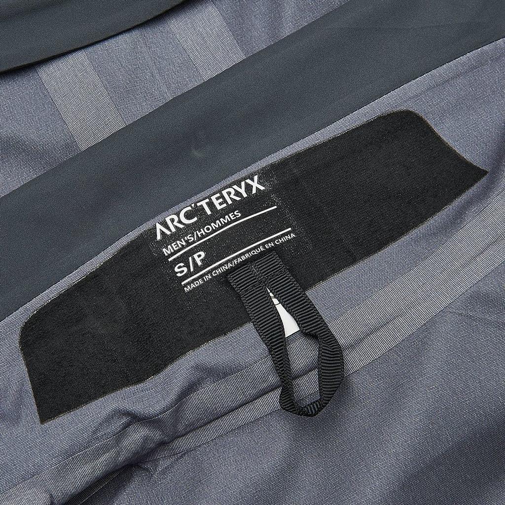 Arc'teryx Beta AR Men's GORE-TEX Hooded Waterproof Jacket - Dark Grey Slate