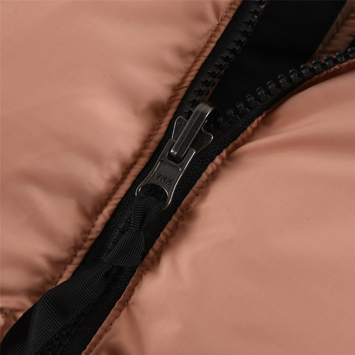 The North Face 700 Fill Puffer Vest "Black & Peach Pink" Color Block Sleeveless Down Gilet