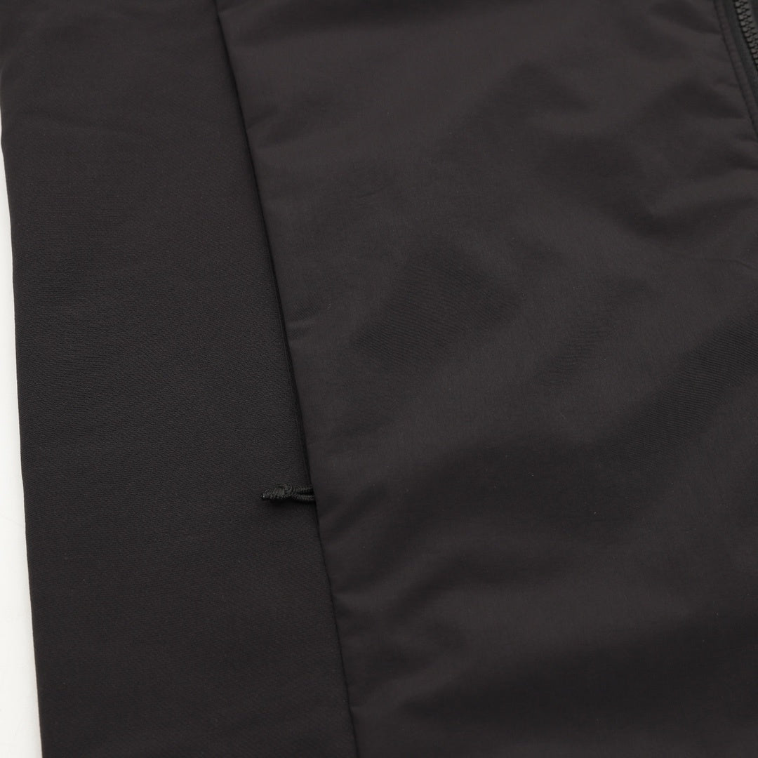 Arc'teryx Atom Series Men's Hooded Lightweight Insulated Jacket in "Black"