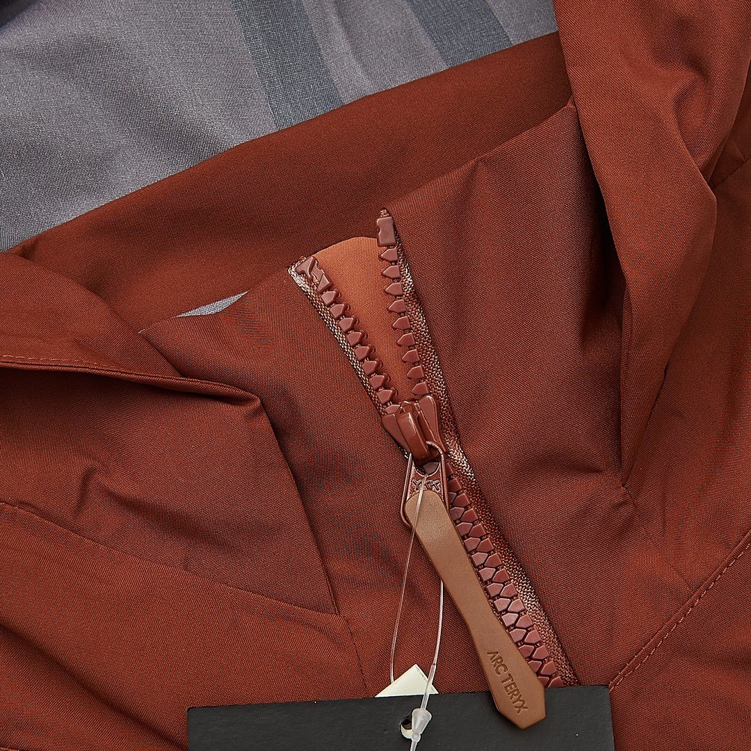 Arc'teryx Beta AR Men's Waterproof Hooded Jacket - Rust Orange