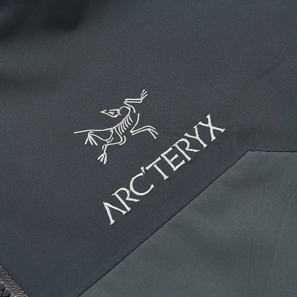Arc'teryx Beta AR Men's Waterproof Hooded Jacket "Dark Grey"