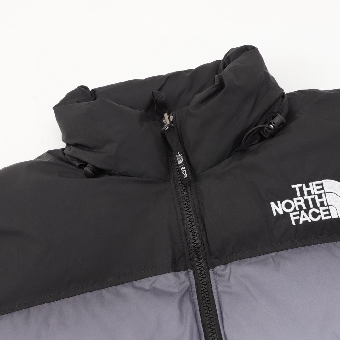 The North Face Short Puffer Jacket Black Grey Forest Landscape Print Color Block Down Coat