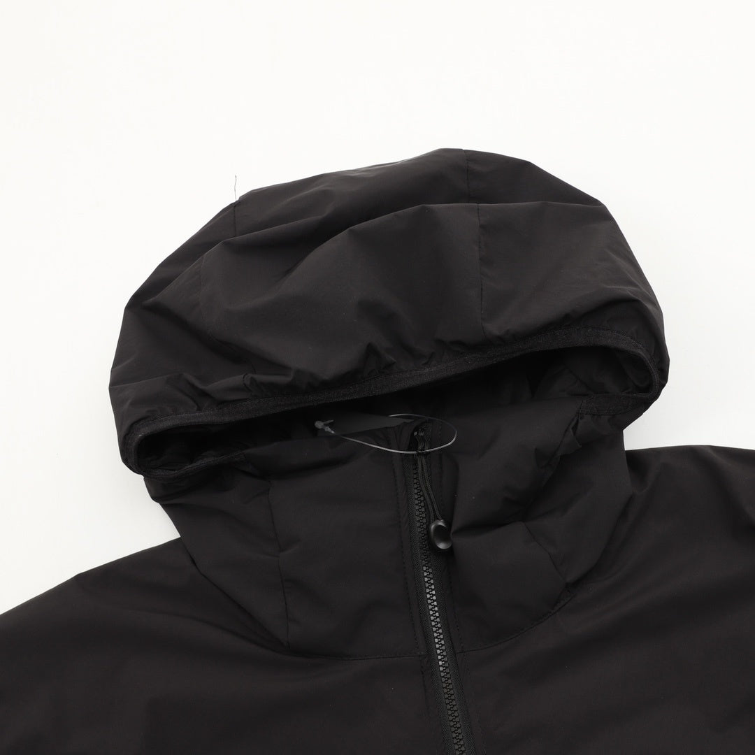 Arc'teryx Atom Series Men's Hooded Lightweight Insulated Jacket in "Black"
