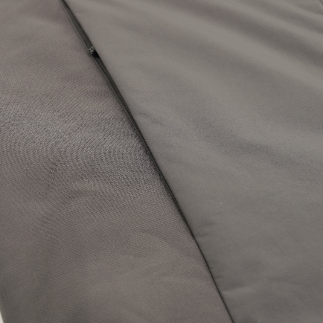 Arc'teryx Atom Series Men's Hooded Insulated Outdoor Jacket in "Charcoal Gray"