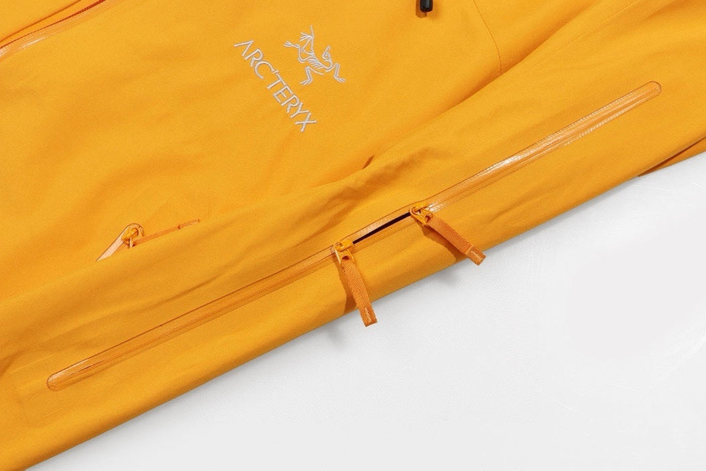 Arc'teryx Beta AR Men's GORE-TEX Waterproof Hooded Jacket "Yellow"