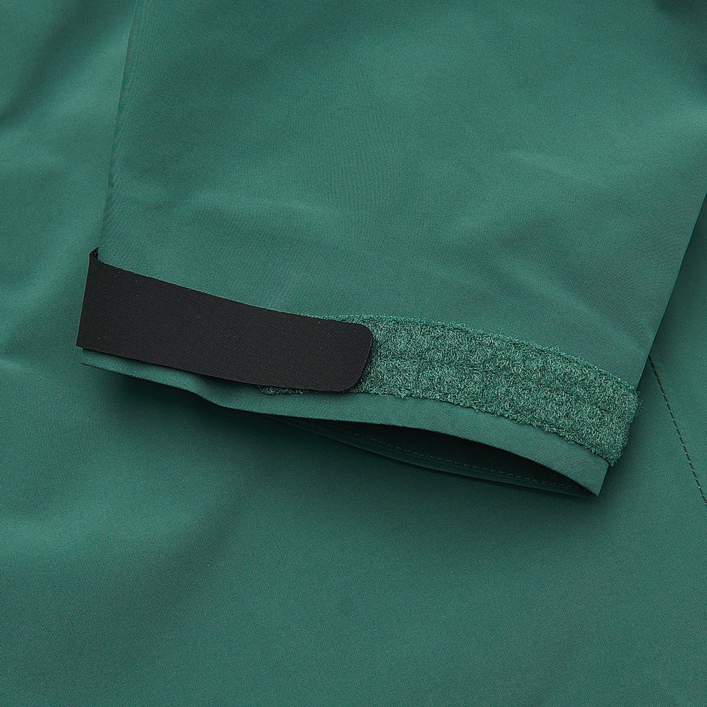 Arc'teryx Alpha SV Series Men's Hooded Waterproof Hardshell Jacket in "Black Green"