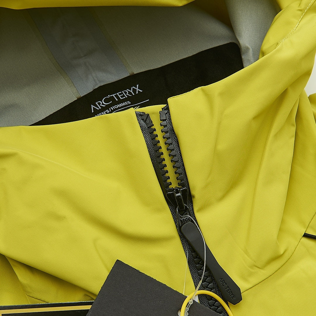 Arc'teryx Alpha SV Series Men's Waterproof Hard Shell Jacket "Yellow"