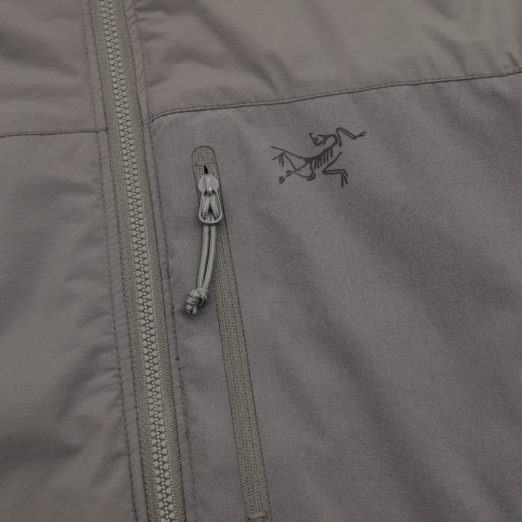 Arc'teryx Atom Series Men's Hooded Insulated Outdoor Jacket in "Charcoal Gray"