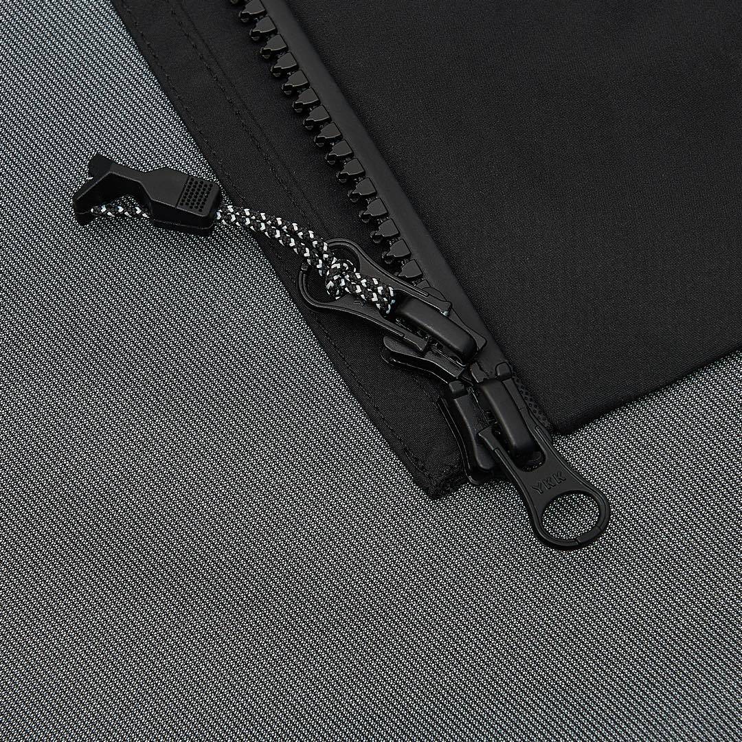 The North Face Summit Series "Black" Men Gore-Tex Hooded Waterproof Hard Shell Jacket